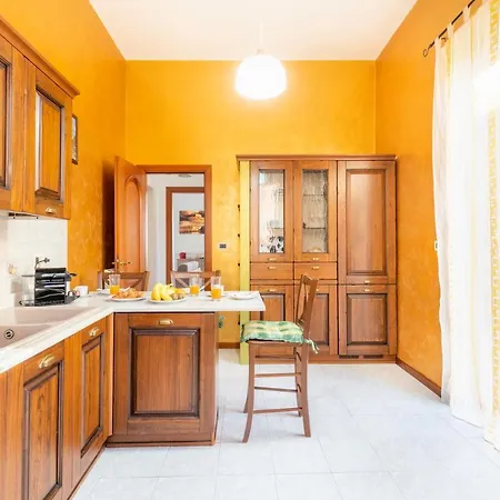 Hostly - Domus Happya - Dream In The Appia Antica Park Apartment Rome Exterior photo