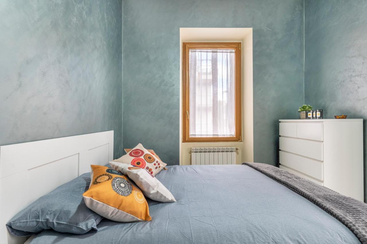 Hostly - Domus Happya - Dream In The Appia Antica Park Apartment