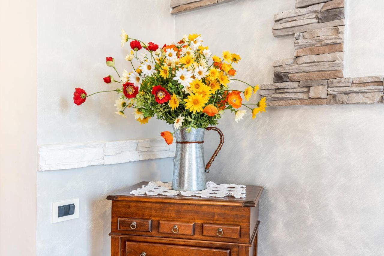 Apartment Hostly - Domus Happya - Dream In The Appia Antica Park Rome